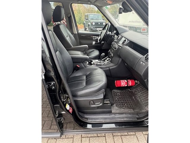 Lichte vrachtwagen landrover discovery 4, type la, variant s4kq2f, versie d7o1, ch.nr. sallaaam4ba564102, bouwjaar 14.04.2011 (sleutel, boorddocumenten: inschrijvingsbewijs deel i en gelijkvormigheidsattest) - afbeelding 5 van  41