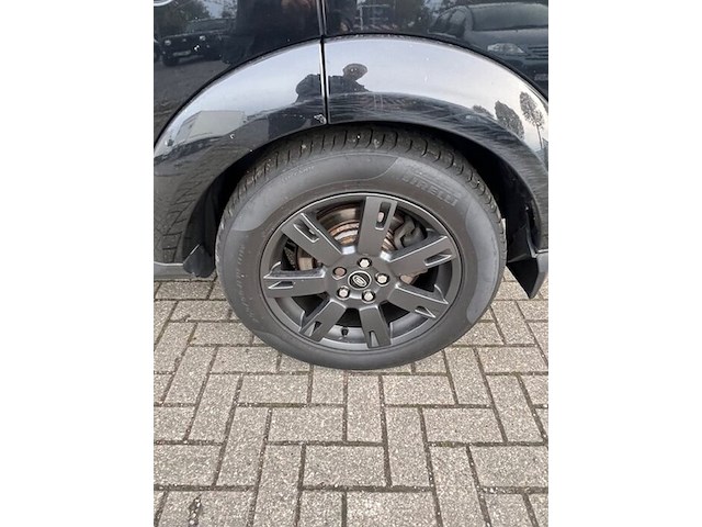 Lichte vrachtwagen landrover discovery 4, type la, variant s4kq2f, versie d7o1, ch.nr. sallaaam4ba564102, bouwjaar 14.04.2011 (sleutel, boorddocumenten: inschrijvingsbewijs deel i en gelijkvormigheidsattest) - afbeelding 40 van  41
