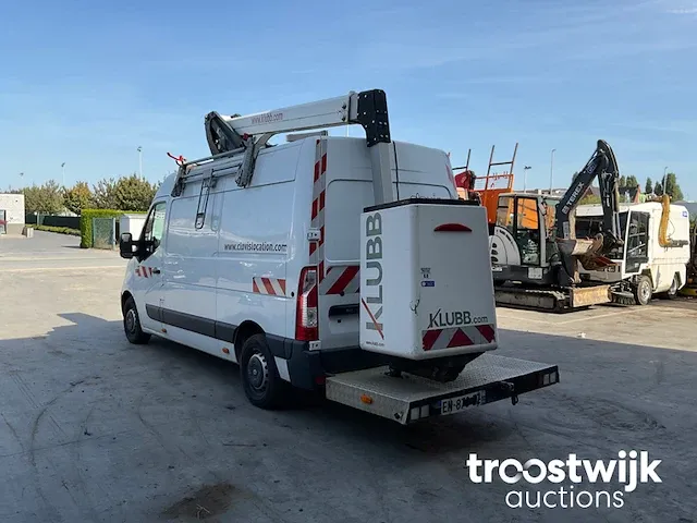 Lichte vrachtwagen met hoogwerker - afbeelding 7 van  12