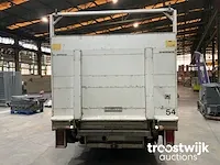 Lichte vrachtwagen met laadbak - afbeelding 13 van  17