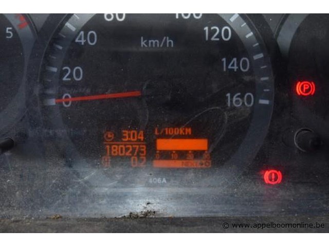 Lichte vrachtwagen nissan, cabstar, datum eerste insch 22/10/2010, vwasftf24a2111807, 2953cm³, 110kw, euro 4, diesel, kilometerstand 180273km - afbeelding 2 van  11