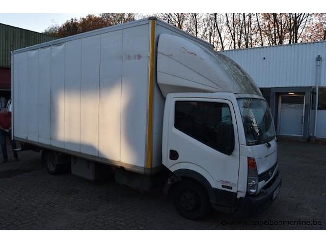 Lichte vrachtwagen nissan, cabstar, datum eerste insch 22/10/2010, vwasftf24a2111807, 2953cm³, 110kw, euro 4, diesel, kilometerstand 180273km - afbeelding 5 van  11