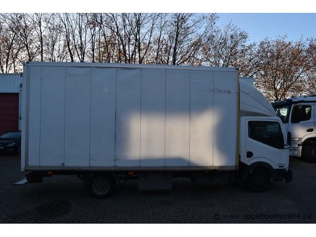 Lichte vrachtwagen nissan, cabstar, datum eerste insch 22/10/2010, vwasftf24a2111807, 2953cm³, 110kw, euro 4, diesel, kilometerstand 180273km - afbeelding 6 van  11