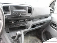 Lichte vrachtwagen peugeot expert,diesel, 1560cm³,85kw,1e inschr 06/4/17,vf3vbbhxhhz009759,237087km, co²-uitstoot ng, euro6b, zonder kenteken i+ii, gelijkvormigheidsattest, keuring tot 31/1/26, 1sleutel - afbeelding 18 van  22