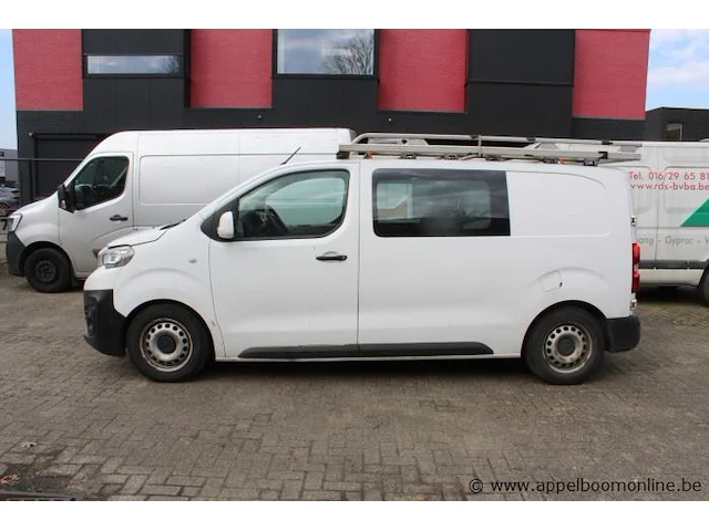 Lichte vrachtwagen peugeot expert,diesel, 1560cm³,85kw,1e inschr 06/4/17,vf3vbbhxhhz009759,237087km, co²-uitstoot ng, euro6b, zonder kenteken i+ii, gelijkvormigheidsattest, keuring tot 31/1/26, 1sleutel - afbeelding 4 van  22