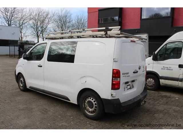 Lichte vrachtwagen peugeot expert,diesel, 1560cm³,85kw,1e inschr 06/4/17,vf3vbbhxhhz009759,237087km, co²-uitstoot ng, euro6b, zonder kenteken i+ii, gelijkvormigheidsattest, keuring tot 31/1/26, 1sleutel - afbeelding 5 van  22