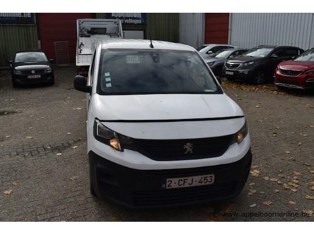 Lichte vrachtwagen peugeot, partner, datum eerste insch 16/07/2019, vr3efbhwbkn528454, 1560cm³, 55kw, diesel, euro 6b, kilometerstand 361413km - afbeelding 5 van  12