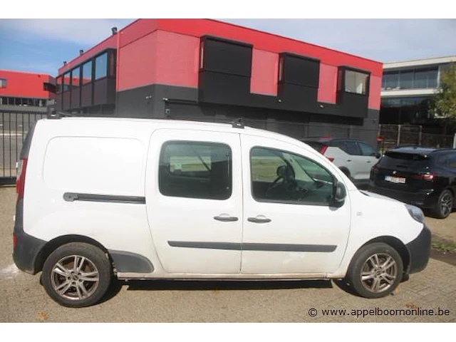 Lichte vrachtwagen renault kangoo,diesel, 1461cm³,66kw,1e inschr 02/5/17, vf1fw51m158176494, 168931km, co²-uitstoot ng, euro6b, kenteken i (ii ontbreekt), gelijkvormigheidsattest, keuring tot 22/9/24, 1sleutel - afbeelding 4 van  16