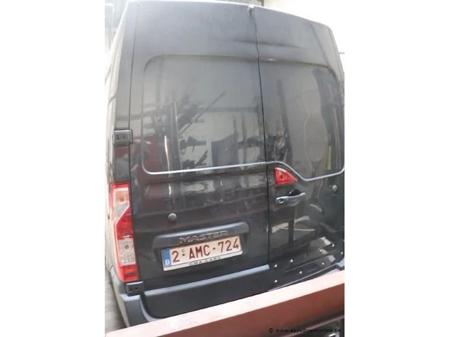 Lichte vrachtwagen renault master, datum 1ste inschrijving 20/5/2013, chassisnummer vf1maf6fc490995018, km-stand 138.288, euro 5, schade rondom carroserie - afbeelding 7 van  12