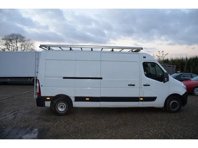 Lichte vrachtwagen renault master, type ma, variant maf4y, versie maf4ye, ch.nr. vf1maf4ye52833593, bouwjaar 02/04/2015 (sleutel, inschrijvingsbewijs deel i en gelijkvormigheidsattest) (75) - afbeelding 5 van  38