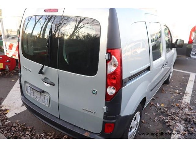 Lichte vrachtwagen renault z e oo, datum 1ste inschrijving 12/9/2013, chassisnummer vf1w0zbc46608787, 58491km, euro 5, elektrisch, kenteken i+ii, gelijkvormigheidssattest - afbeelding 10 van  13