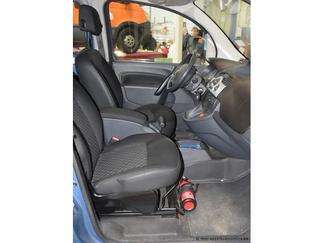 Lichte vrachtwagen renault z.e.oo/kangoo maxi, elektriciteit, 1e inschr 17/1/12,vf1fw0ztc46742249, 36040km, euro5, kenteken i+ii,gelijkvormigheidsattest,keuring tot 21/8/25,1sleutel - afbeelding 17 van  19