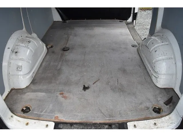 Lichte vrachtwagen volkswagen transporter, type 7j0, variant gcxgb280x0, versie nnfm52z1116nvr217mmg3rl6323, ch.nr. wv1zzz7hzjh155330, bj. 19.06.2018 (sleutel en alle boorddocumenten) - afbeelding 2 van  38