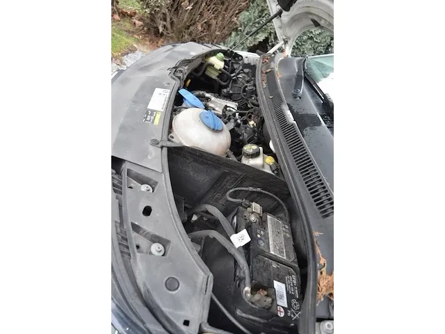 Lichte vrachtwagen volkswagen transporter, type 7j0, variant gcxgb280x0, versie nnfm52z1116nvr217mmg3rl6323, ch.nr. wv1zzz7hzjh155330, bj. 19.06.2018 (sleutel en alle boorddocumenten) - afbeelding 15 van  38
