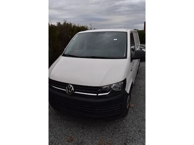Lichte vrachtwagen volkswagen transporter, type 7j0, variant gcxgb280x0, versie nnfm52z1116nvr217mmg3rl6323, ch.nr. wv1zzz7hzjh155330, bj. 19.06.2018 (sleutel en alle boorddocumenten) - afbeelding 27 van  38