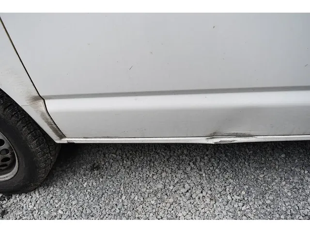 Lichte vrachtwagen volkswagen transporter, type 7j0, variant gcxgb280x0, versie nnfm52z1116nvr217mmg3rl6323, ch.nr. wv1zzz7hzjh155330, bj. 19.06.2018 (sleutel en alle boorddocumenten) - afbeelding 34 van  38