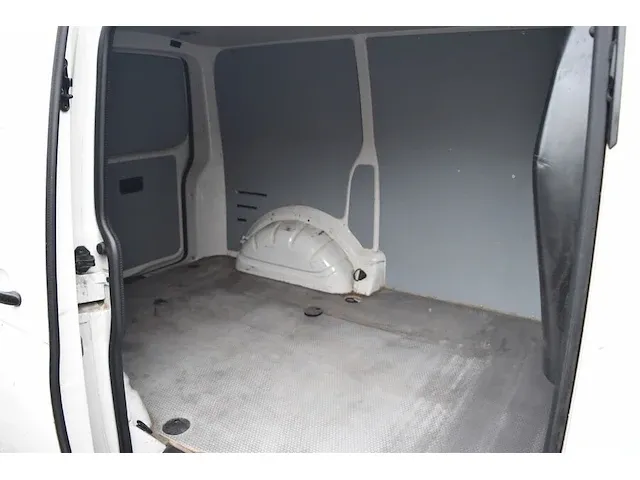 Lichte vrachtwagen volkswagen transporter, type 7j0, variant gcxgb280x0, versie nnfm52z1116nvr217mmg3rl6323, ch.nr. wv1zzz7hzjh155330, bj. 19.06.2018 (sleutel en alle boorddocumenten) - afbeelding 36 van  38