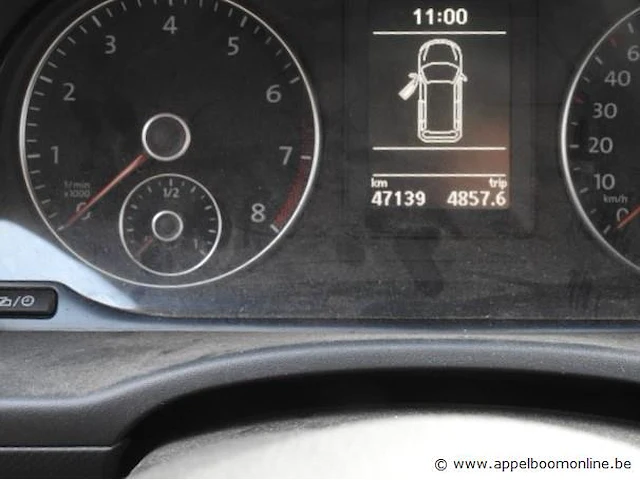 Lichte vrachtwagen vw caddy, cng,1984cm³,80kw,1e inschr 19/11/13, wv1zzz2kzex060426, 47139km,co²-uitstoot 156g/km,euro5,kenteken i+ii, gelijkvormigheidsattest, keuring tot 19/11/24,2sleutels - afbeelding 8 van  13