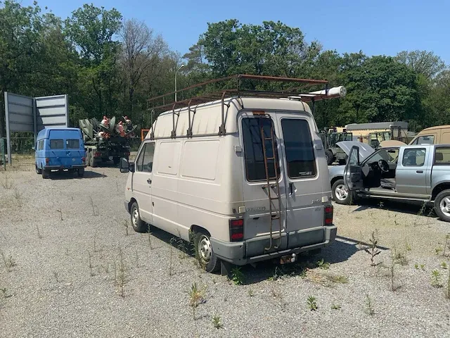 Lichte vrachtwagen - afbeelding 26 van  27