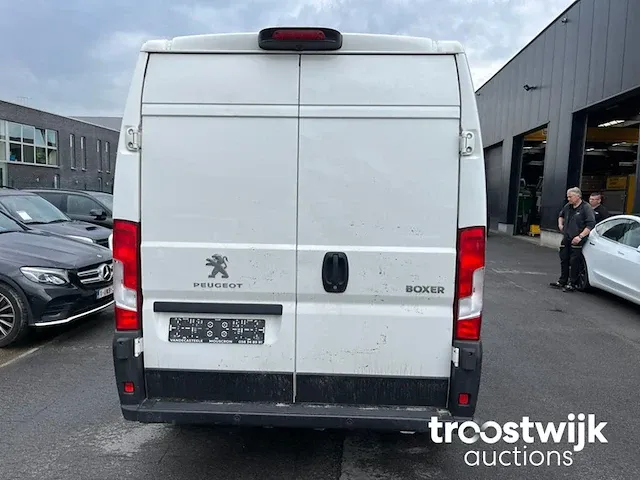 Lichte vrachtwagen - afbeelding 12 van  13