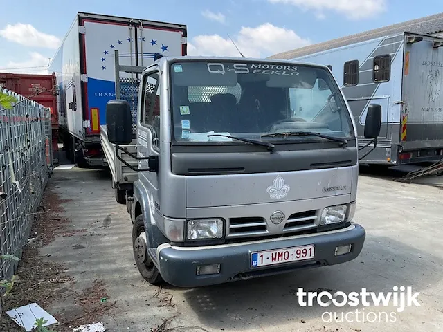 Lichte vrachtwagen - afbeelding 2 van  8