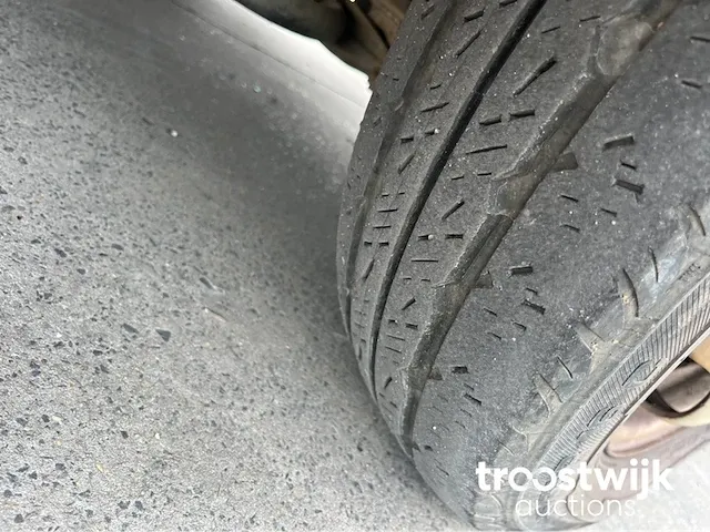 Lichte vrachtwagen - afbeelding 14 van  15