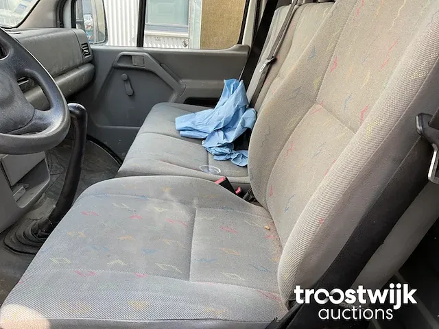 Lichte vrachtwagen - afbeelding 16 van  20