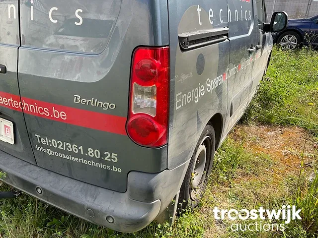 Lichte vrachtwagen - afbeelding 3 van  16