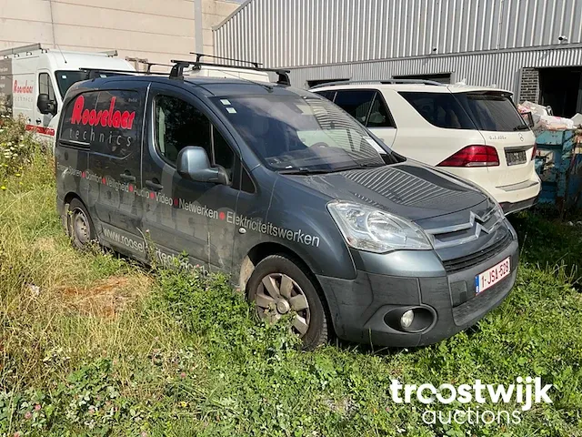 Lichte vrachtwagen - afbeelding 10 van  16