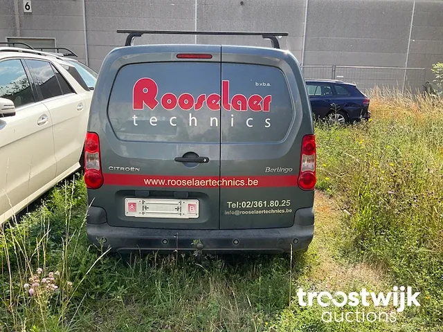 Lichte vrachtwagen - afbeelding 12 van  16