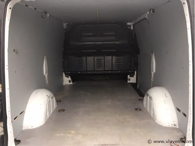 Lichte vrachtwagen - afbeelding 6 van  18