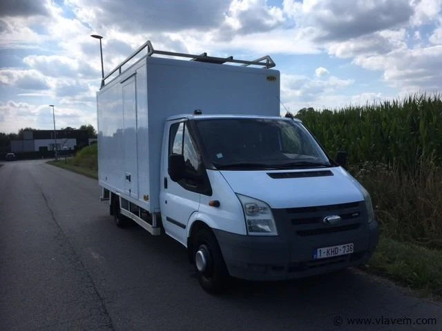 Lichte vrachtwagen - afbeelding 1 van  13