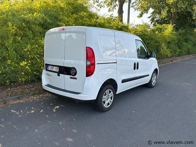 Lichte vrachtwagen - afbeelding 7 van  12