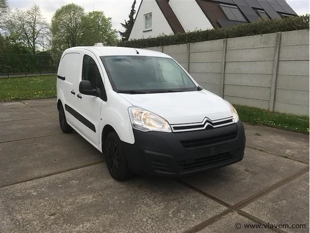 Lichte vrachtwagen - afbeelding 4 van  14