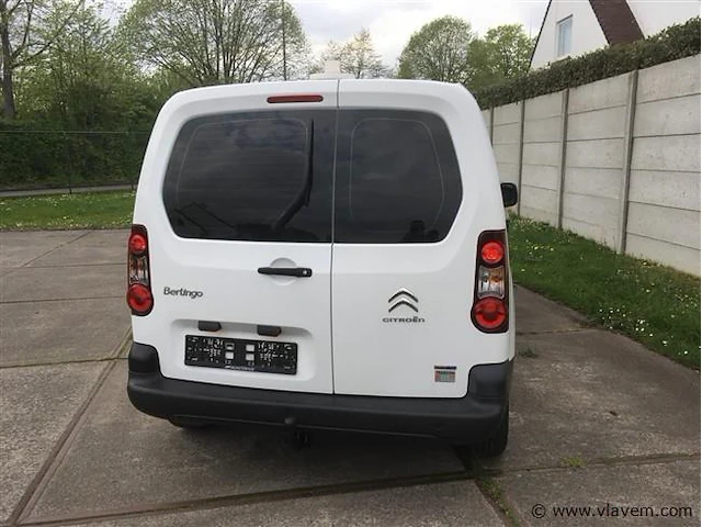 Lichte vrachtwagen - afbeelding 8 van  14