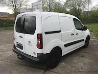 Lichte vrachtwagen - afbeelding 9 van  14