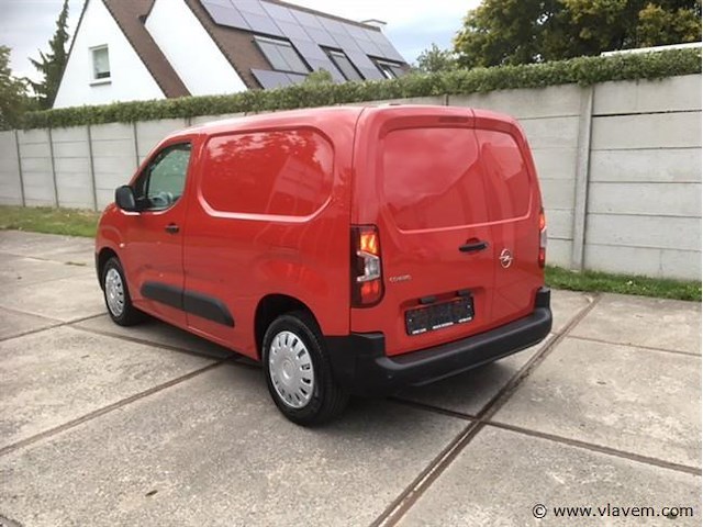 Lichte vrachtwagen - afbeelding 10 van  16