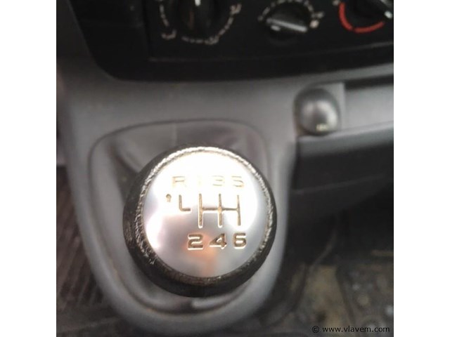 Lichte vrachtwagen - afbeelding 8 van  16