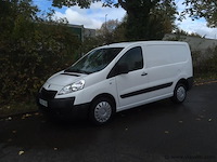 Lichte vrachtwagen - afbeelding 10 van  16