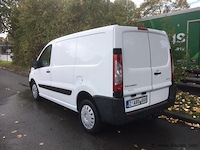 Lichte vrachtwagen - afbeelding 12 van  16