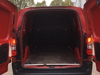 Lichte vrachtwagen - afbeelding 7 van  16