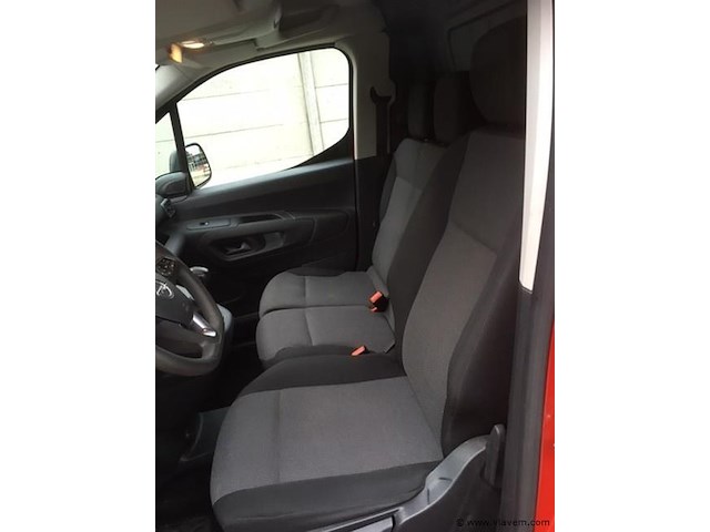 Lichte vrachtwagen - afbeelding 16 van  16