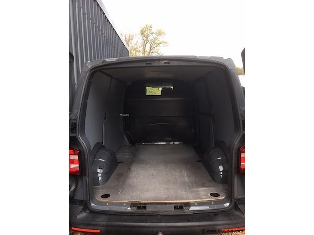 Lichte vrachtwagen - afbeelding 7 van  17