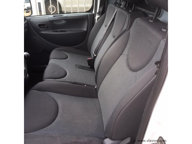 Lichte vrachtwagen - afbeelding 4 van  16