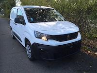 Lichte vrachtwagen - afbeelding 19 van  25