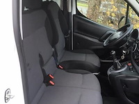 Lichte vrachtwagen - afbeelding 2 van  16