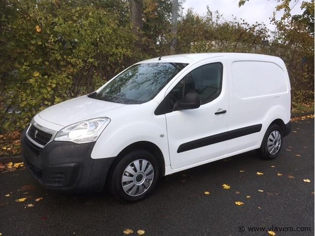 Lichte vrachtwagen - afbeelding 12 van  16