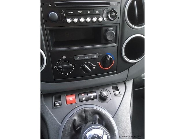 Lichte vrachtwagen - afbeelding 16 van  16