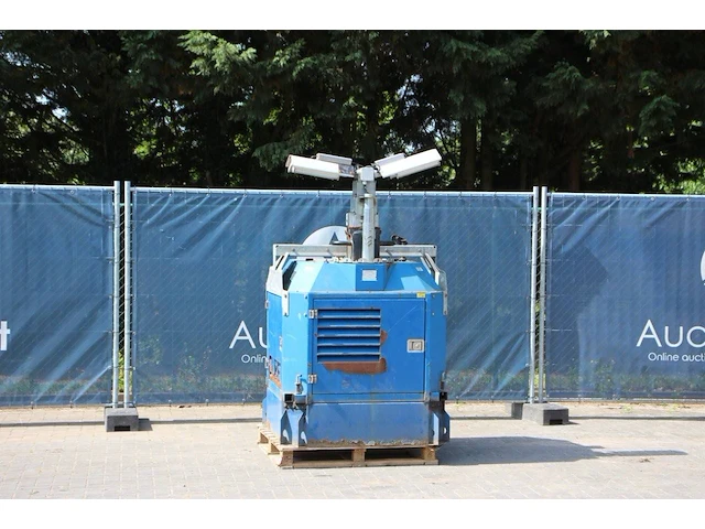 Lichtmast europower hydro power cube diesel 2012 2kva - afbeelding 1 van  1