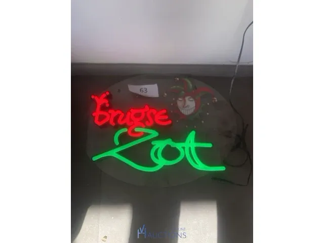 Lichtreclame brugse zot - afbeelding 2 van  2